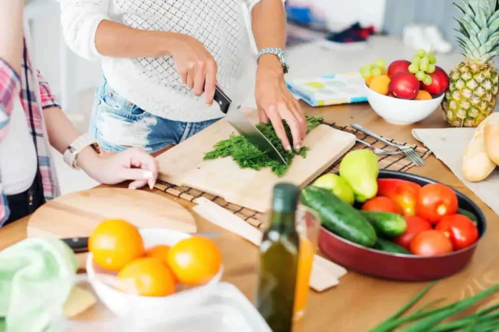 How to Stay Consistent with Healthy Eating During Menopause